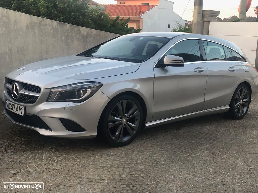Mercedes-Benz CLA 180 d Shooting Brake Urban - 2