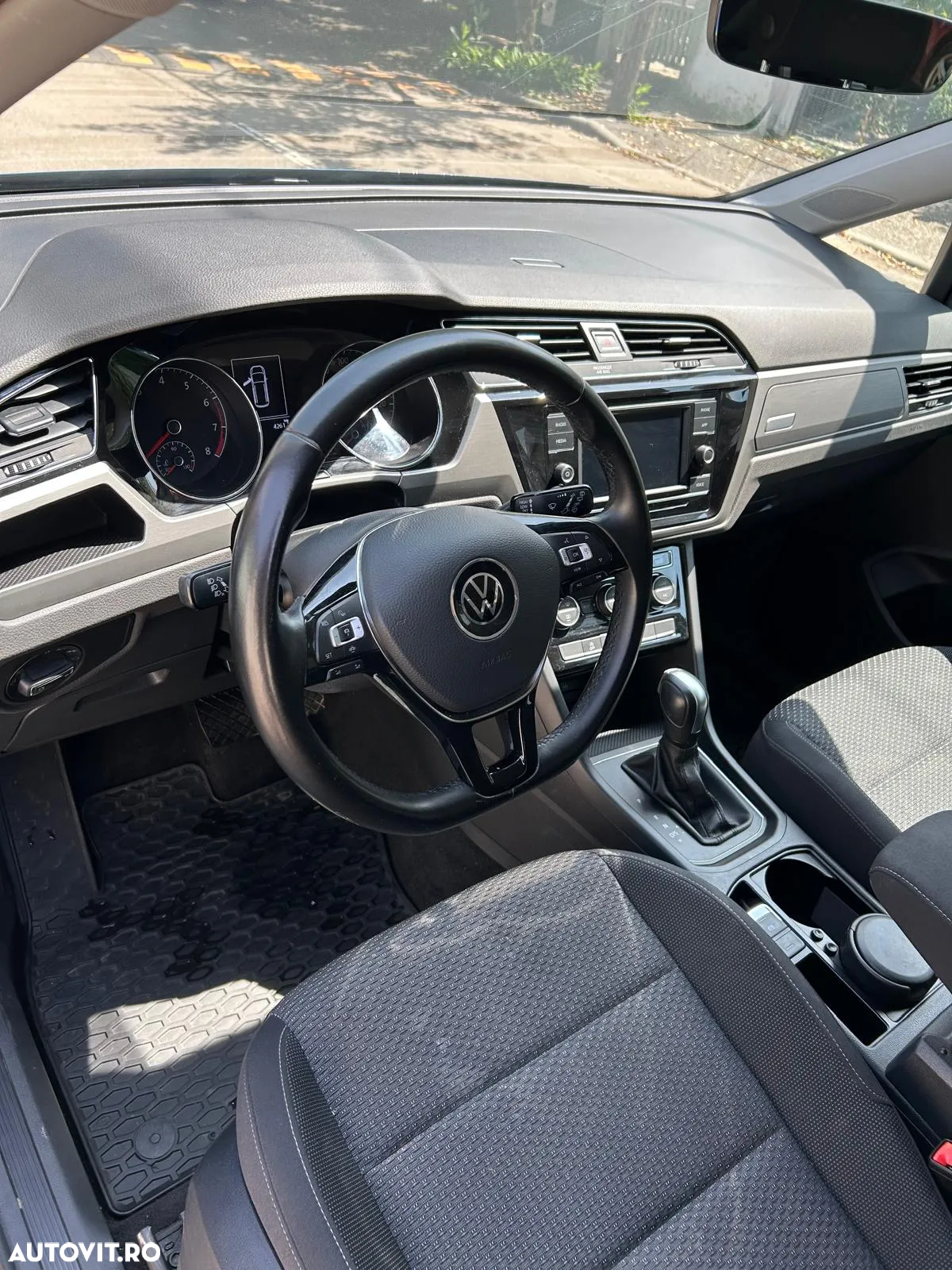 Volkswagen Touran 1.5 TSI ACT OPF DSG Comfortline - 14