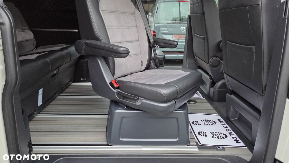 Volkswagen California - 13