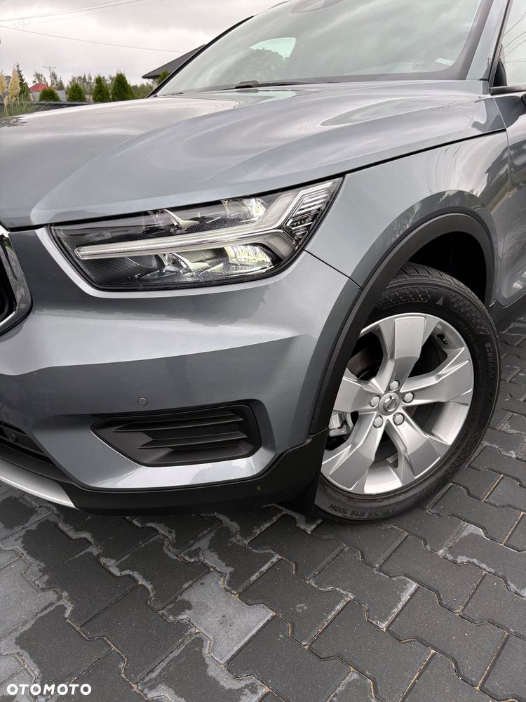 Volvo XC 40 D3 Momentum Pro - 2