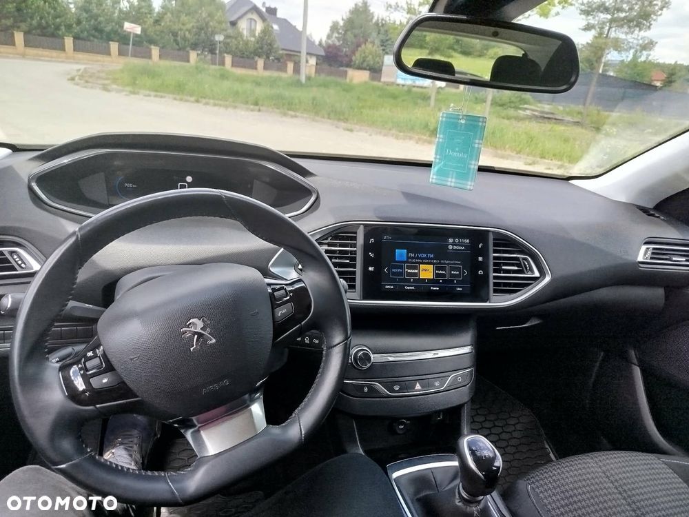 Peugeot 308 - 4