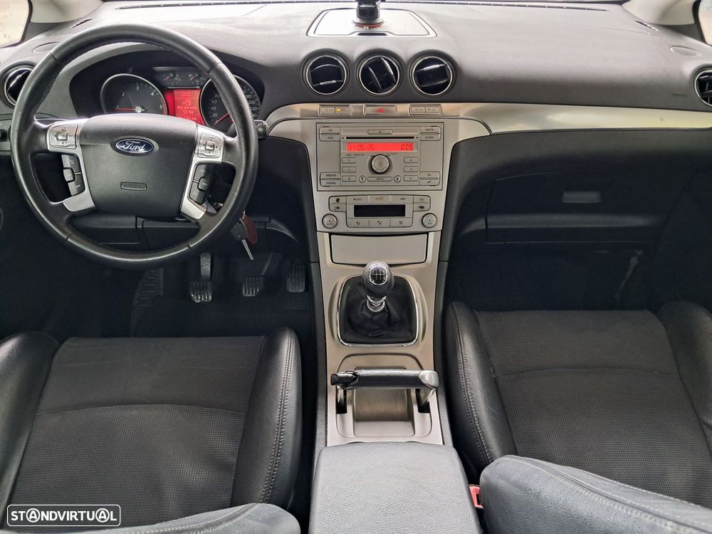 Ford S-Max 1.8 TDCi Titanium 7L - 13