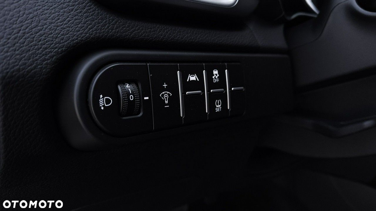 Kia XCeed - 10