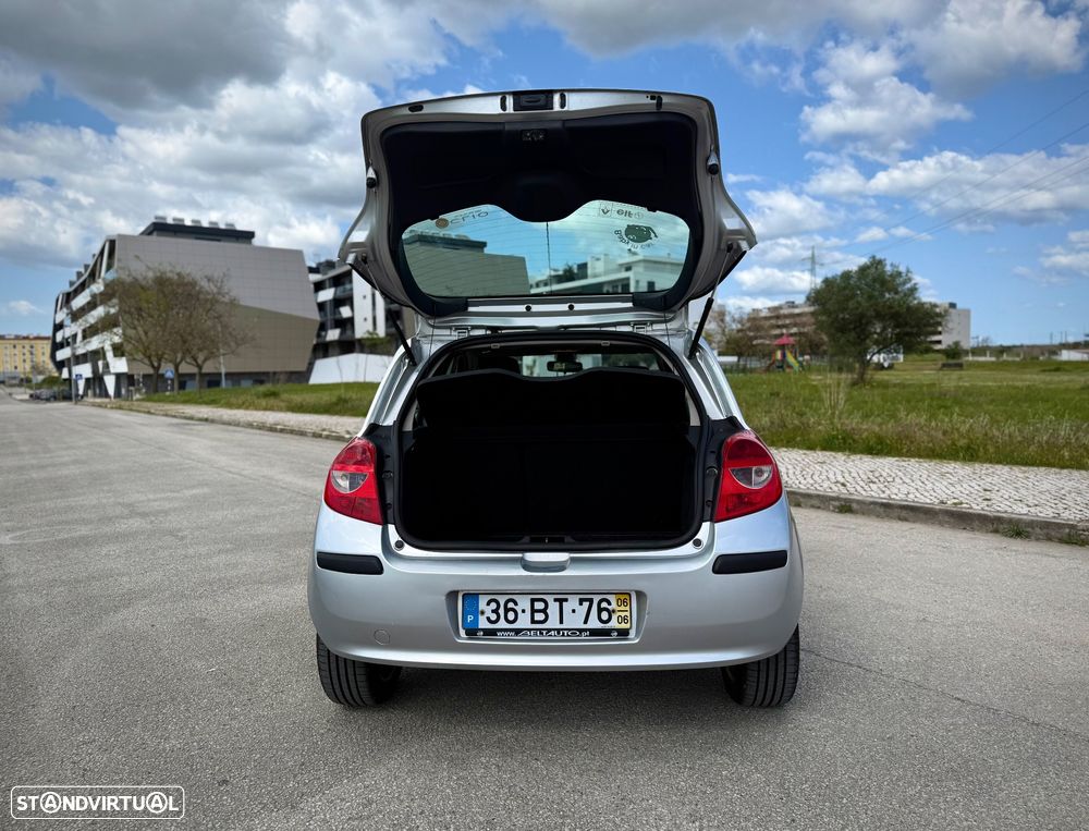 Renault Clio 1.4 16V Dynamique Luxe - 6