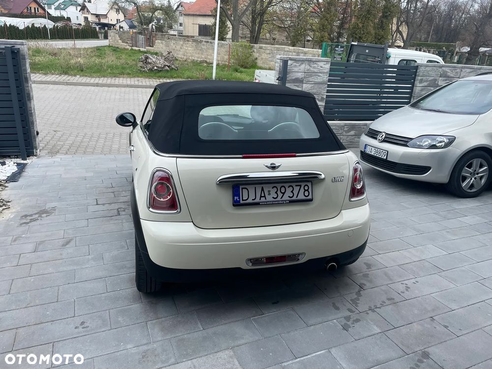 MINI ONE Cabrio - 6