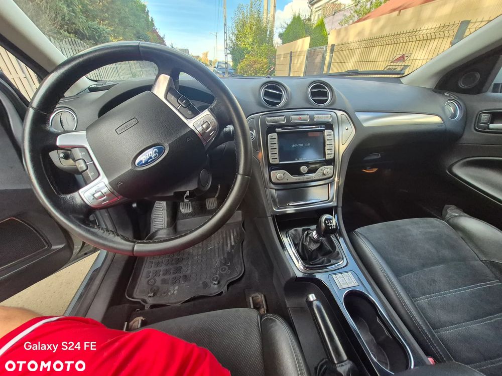 Ford Mondeo Hatchback 07-10 - 13