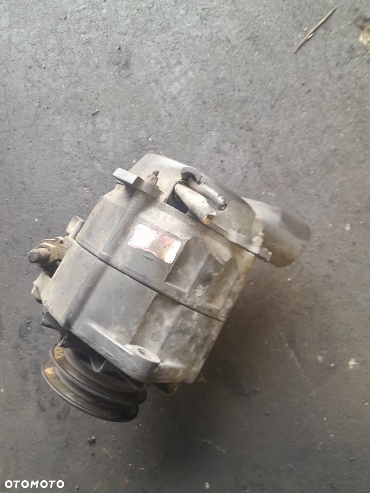 Alternator BOSCH Mercedes 1520 !! OM366A.7/1 !! - 1