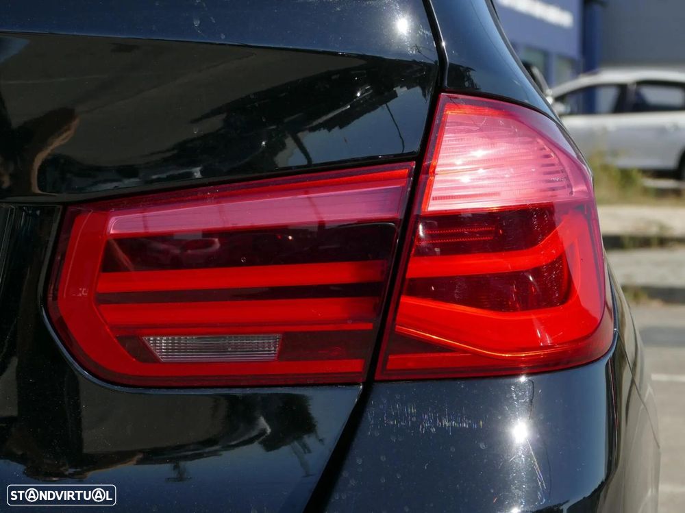 BMW 318 d Line Sport - 12