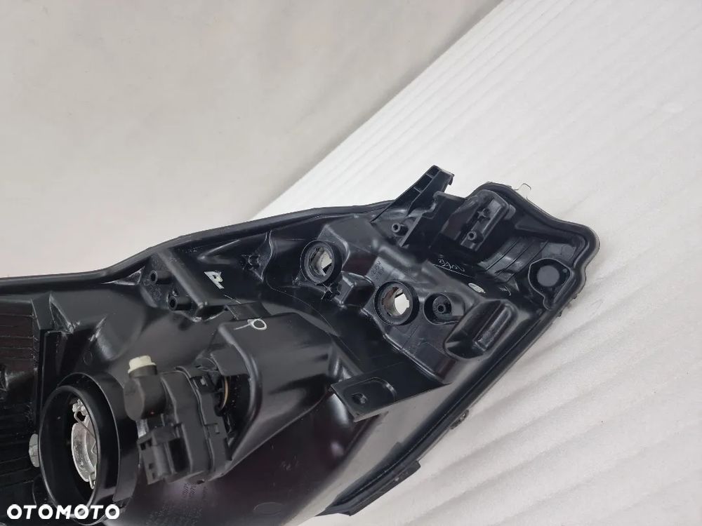TOYOTA YARIS 3 III LIFT 14- LEWA LAMPA PRZEDNIA PRZÓD , NR KOITO 0D-158 , NR AUKCJI LL473 - 13