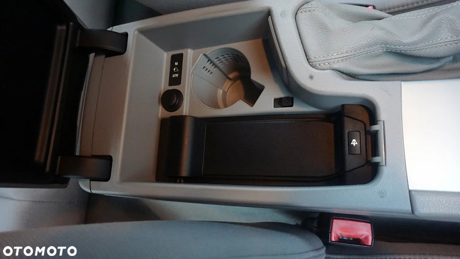 BMW Seria 3 320i Touring - 19
