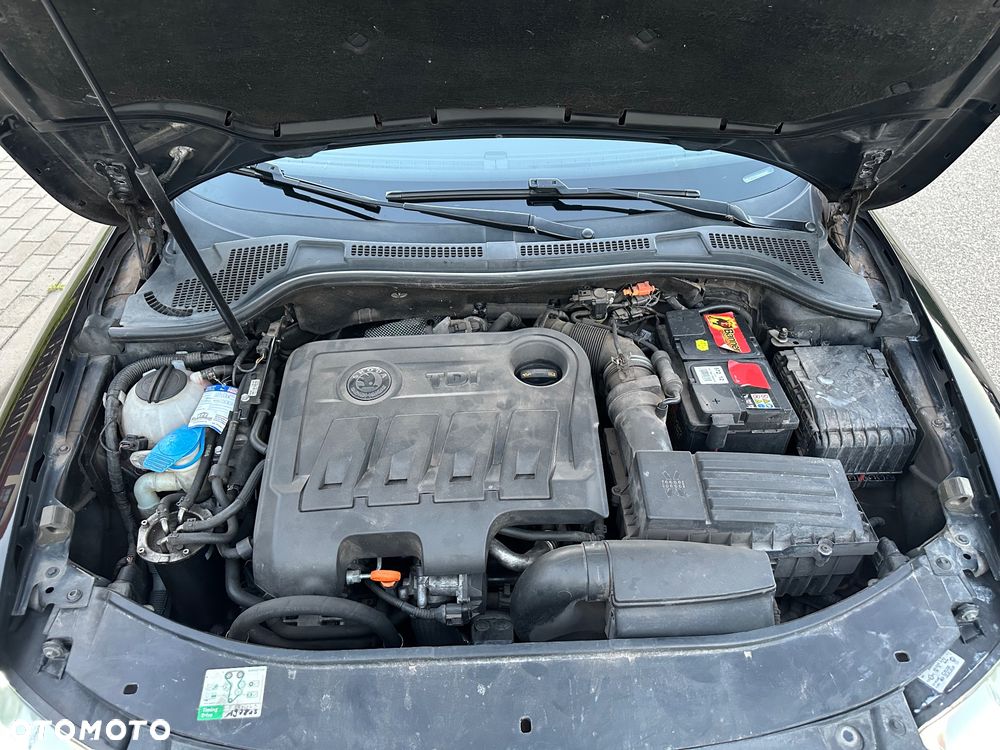 Skoda Superb 2.0 TDI Platinum - 35