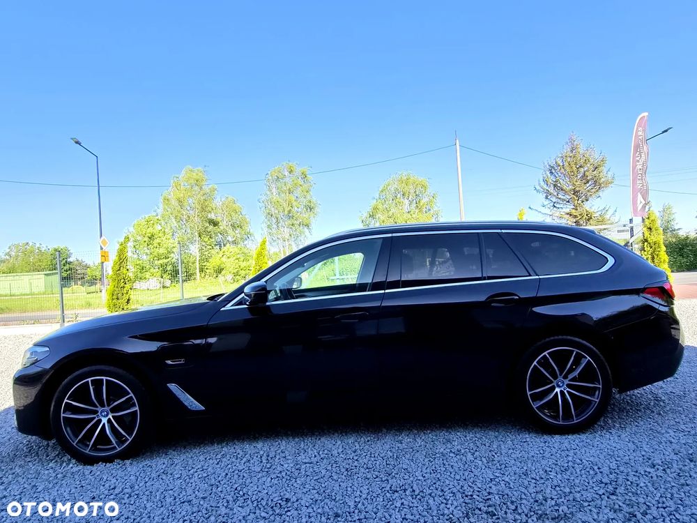 BMW Seria 5 530e xDrive - 36