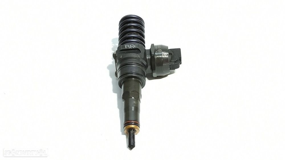 INJETOR VOLKSWAGEN TOUAREG (7LA) TDI V10 - 1