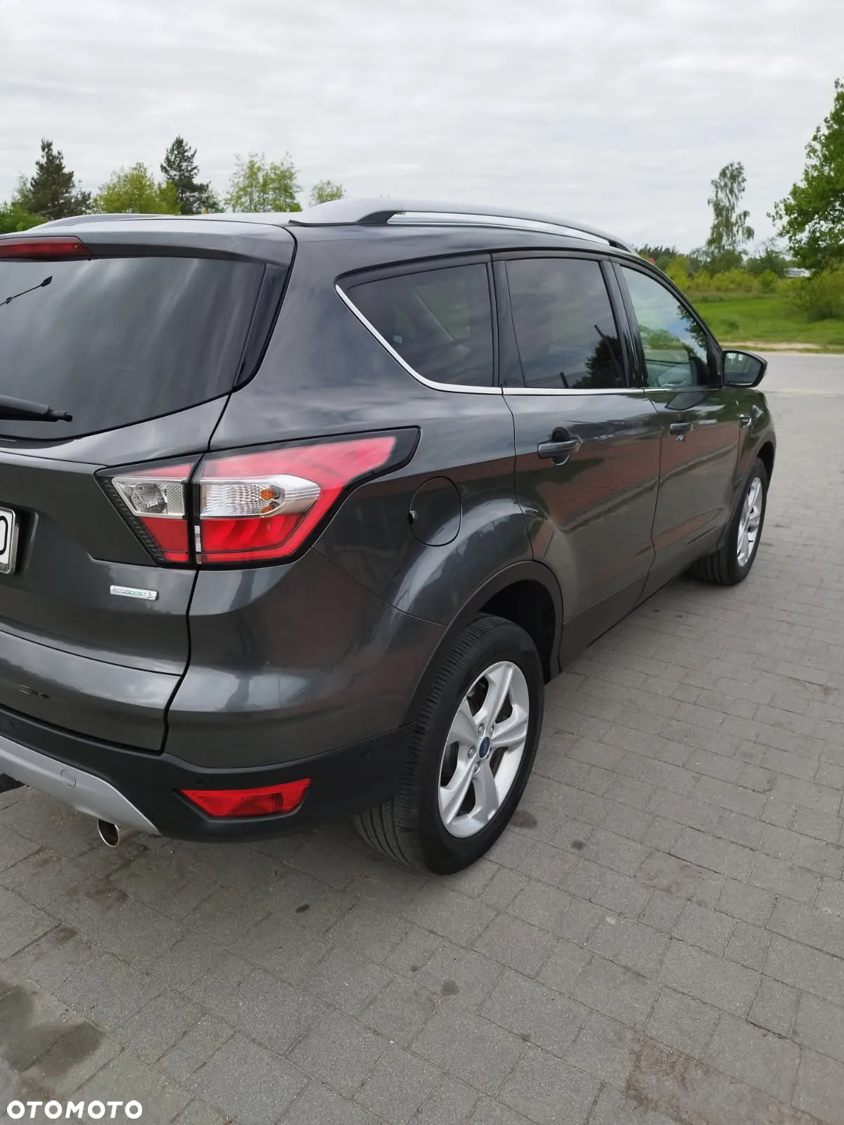 Ford Kuga 1.5 EcoBoost 2x4 Titanium - 7