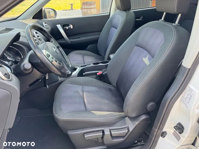 Nissan Qashqai+2 - 26