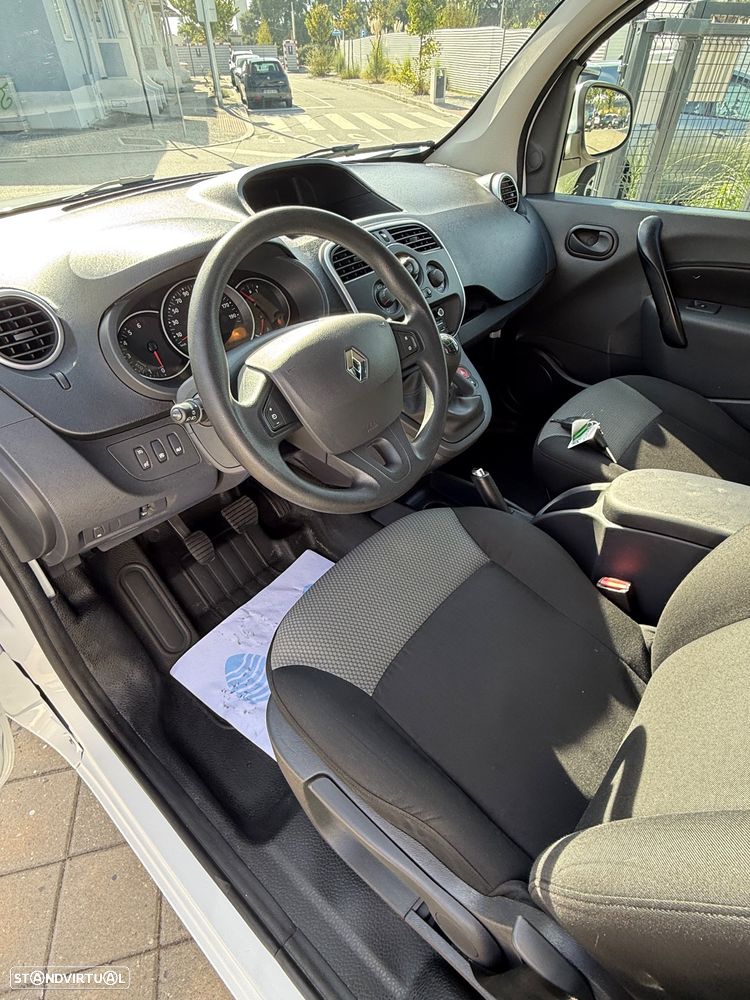 Renault kangoo maxi 1.5 dci 90 grand confort grand volume - 14