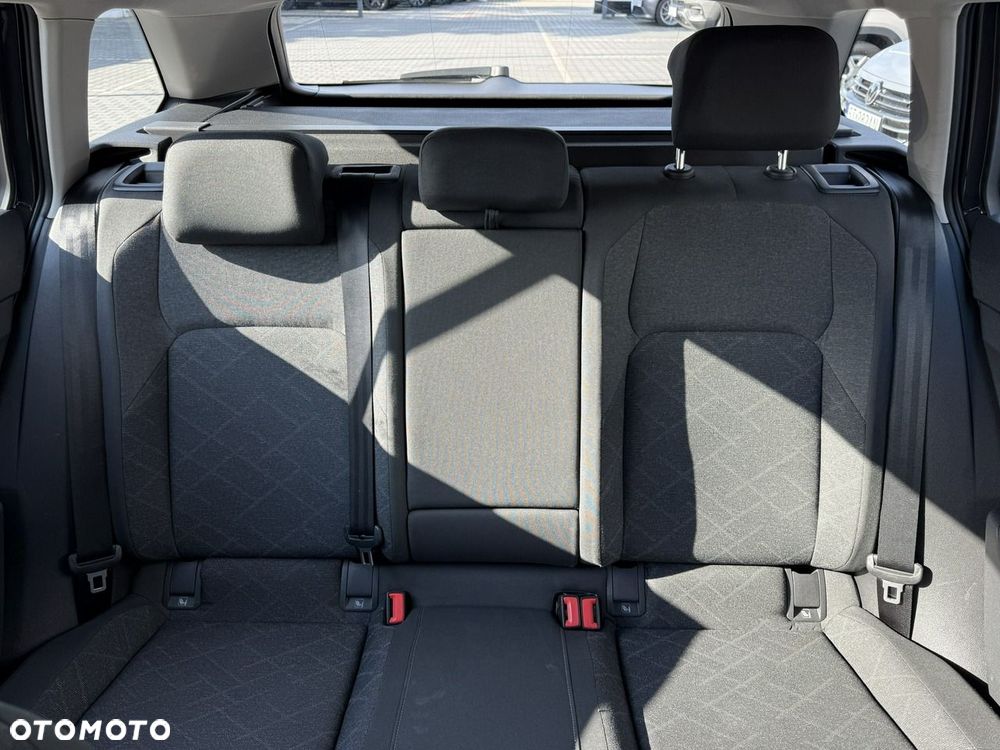Volkswagen Golf 2.0 TDI Life - 24