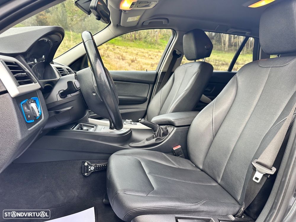 BMW 320 d Sport-Aut. Efficient Dynamics Edition Luxury Line - 12