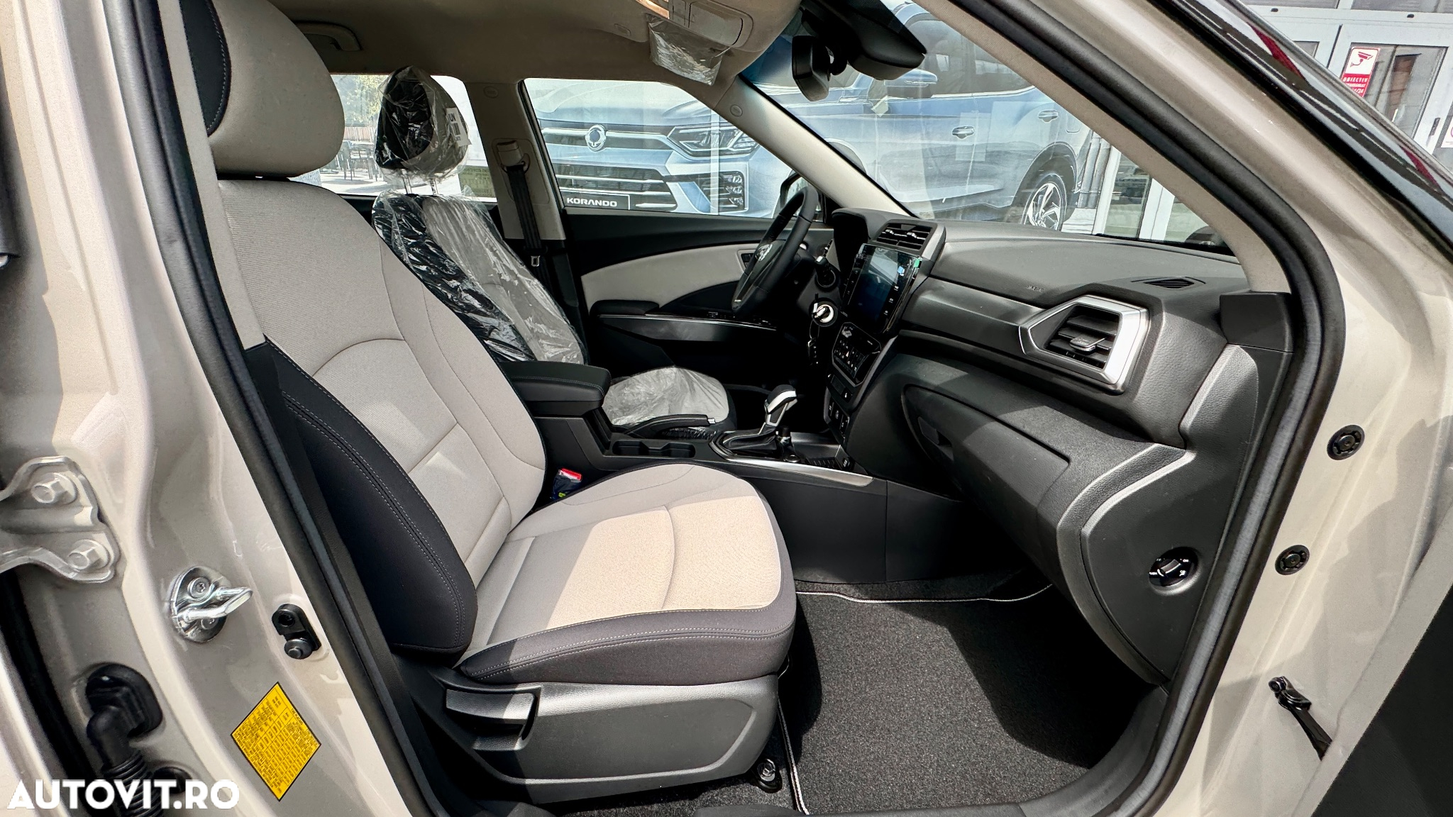 SsangYong Tivoli - 16
