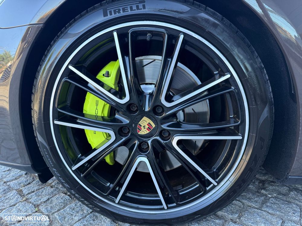 Porsche Panamera Sport Turismo 4 E-Hybrid - 7