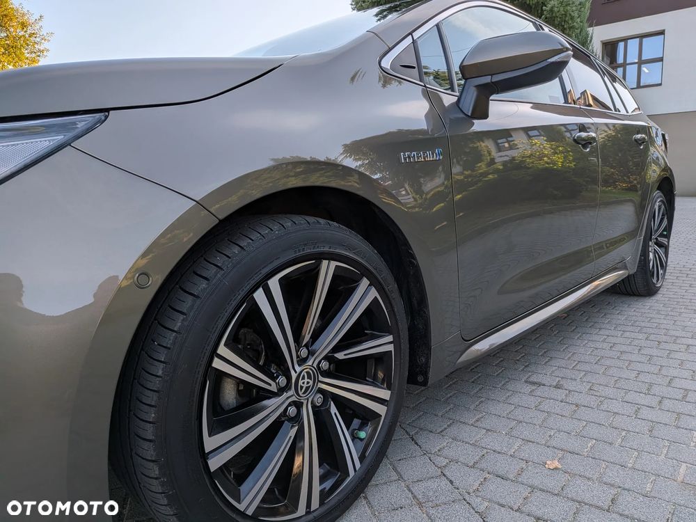 Toyota Corolla 1.8 Hybrid GPF Executive - 22