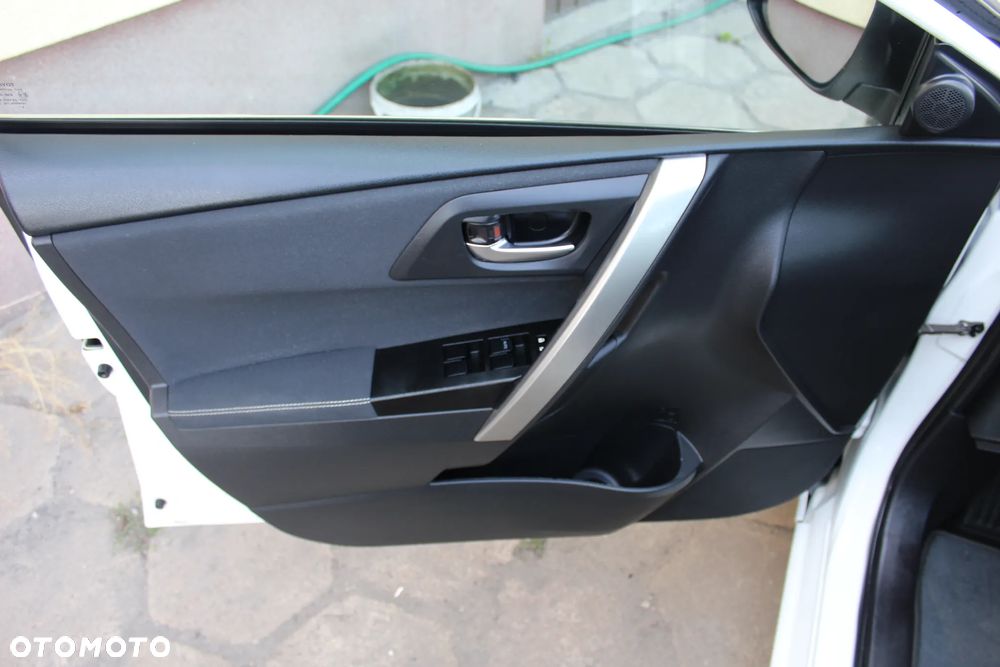Toyota Auris - 26