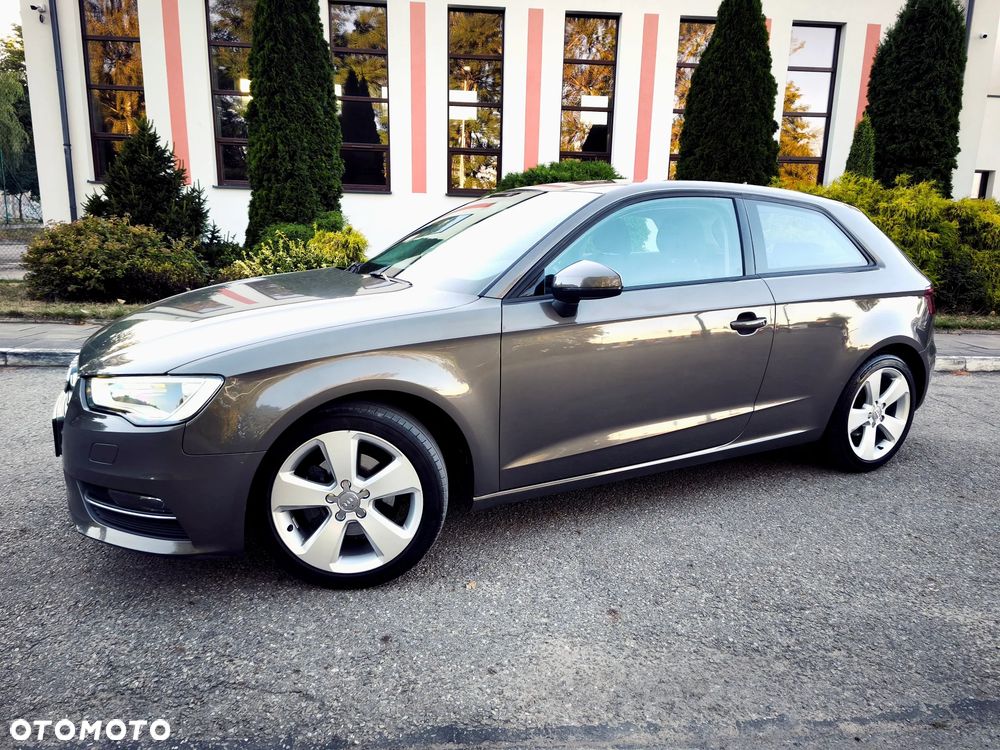 Audi A3 3-drzwiowe 1.4 TFSI Ambiente - 2