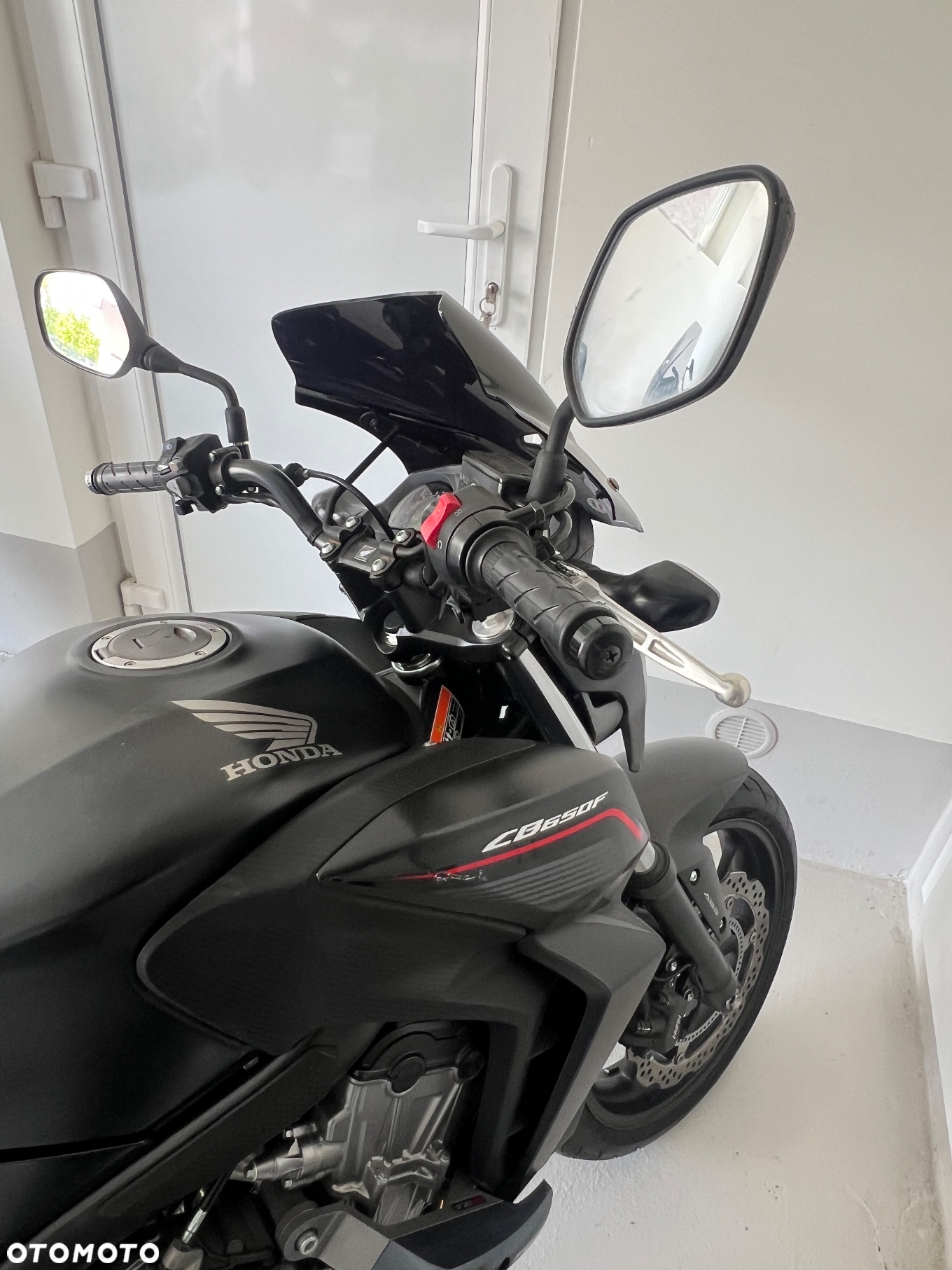 Honda CB - 16