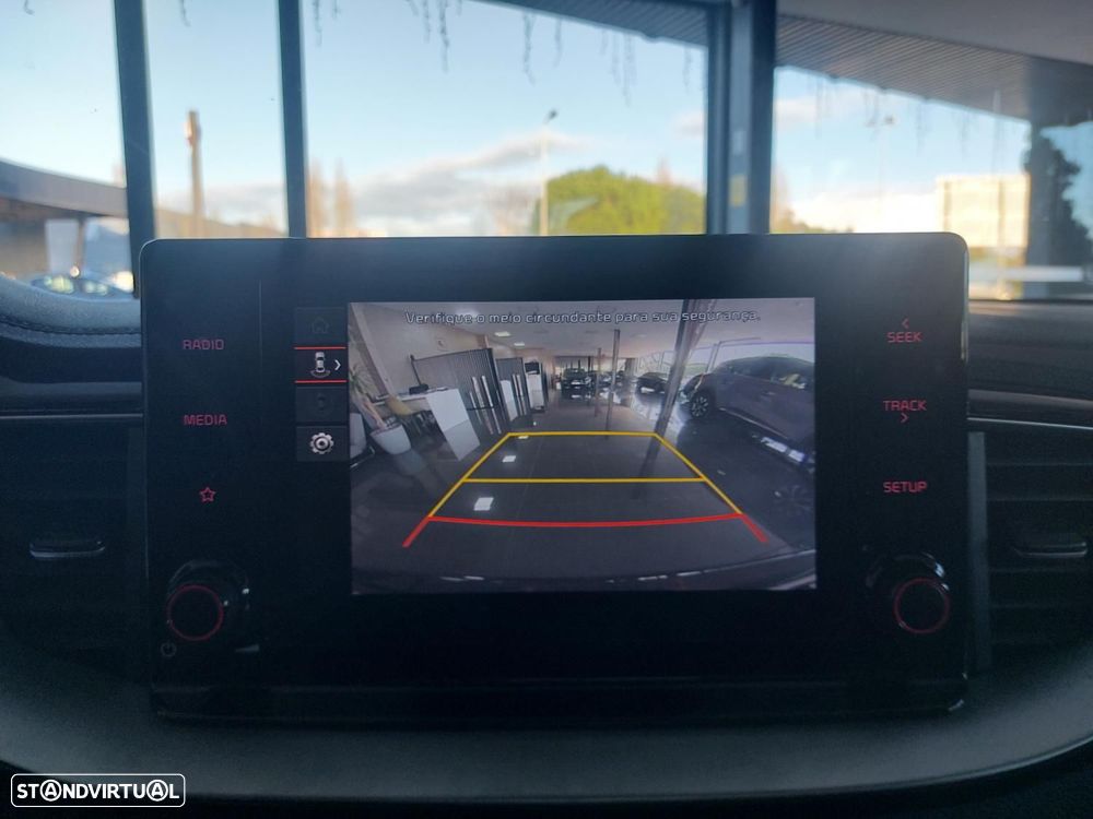 Kia XCeed 1.6 GDi PHEV Drive - 19