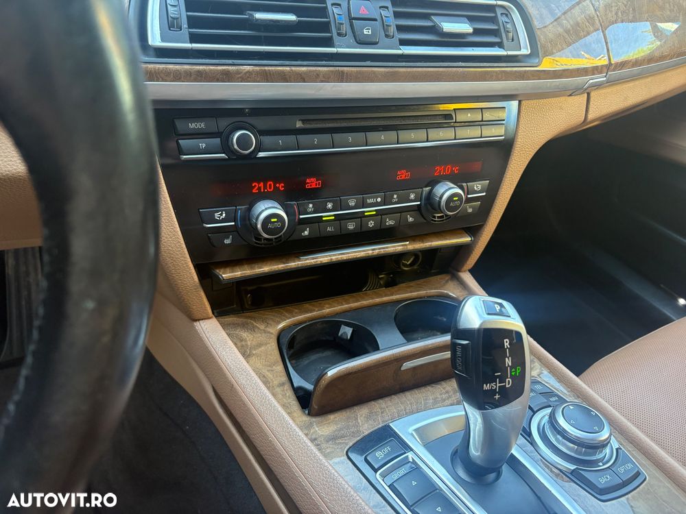 BMW Seria 7 730Ld Aut. - 9