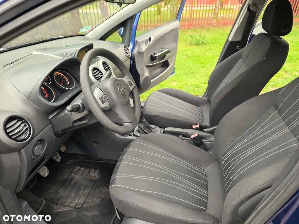 Opel Corsa 1.0 12V Essentia - 6