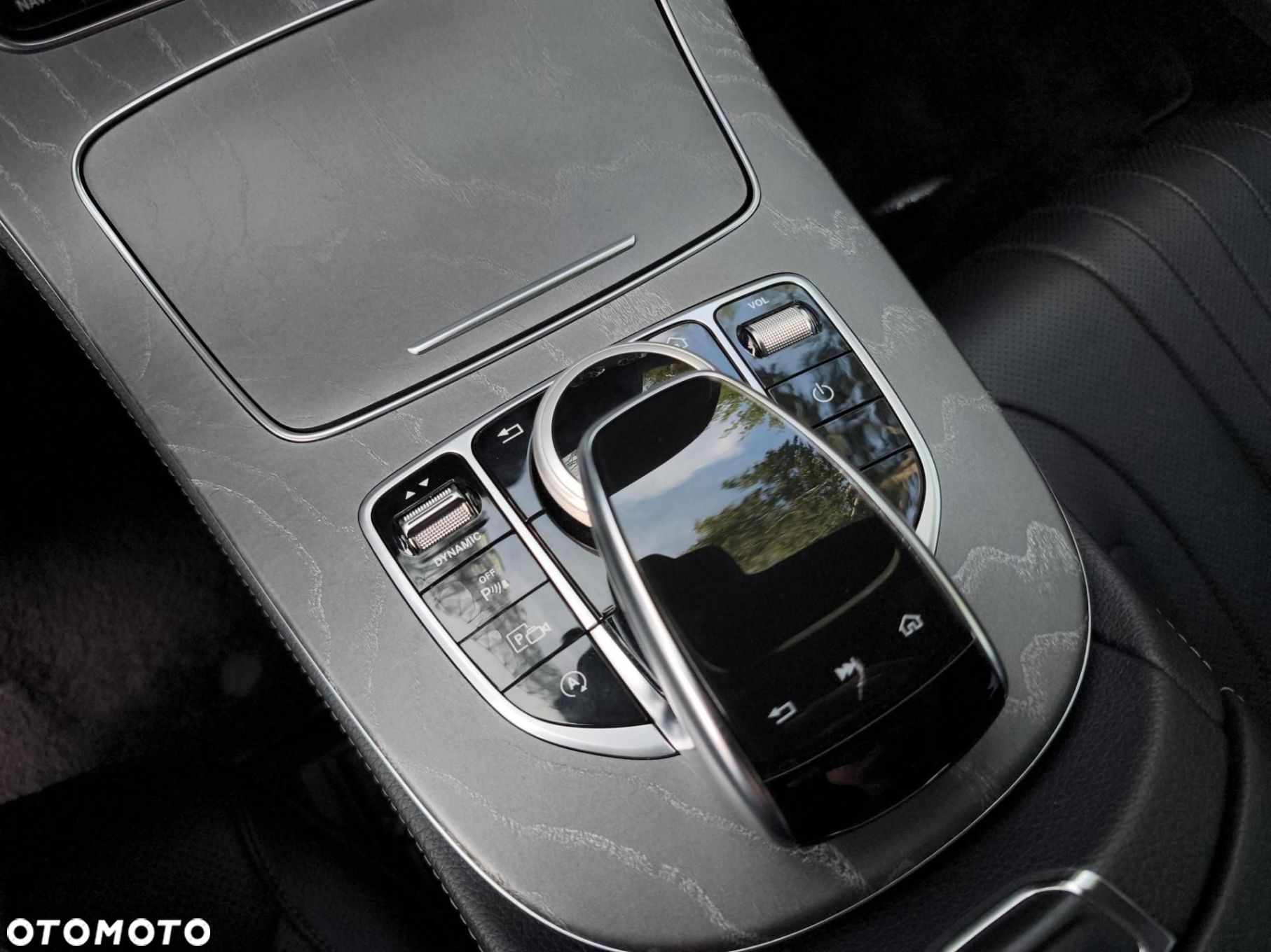 Mercedes-Benz CLS - 18