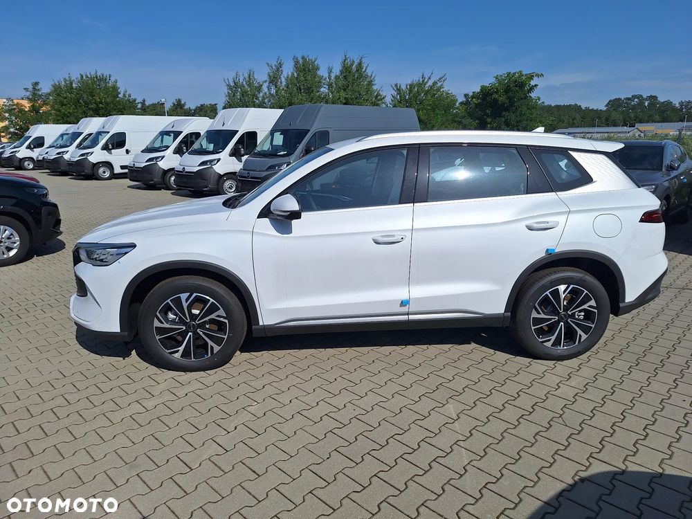 BYD Sealion 5 - 5