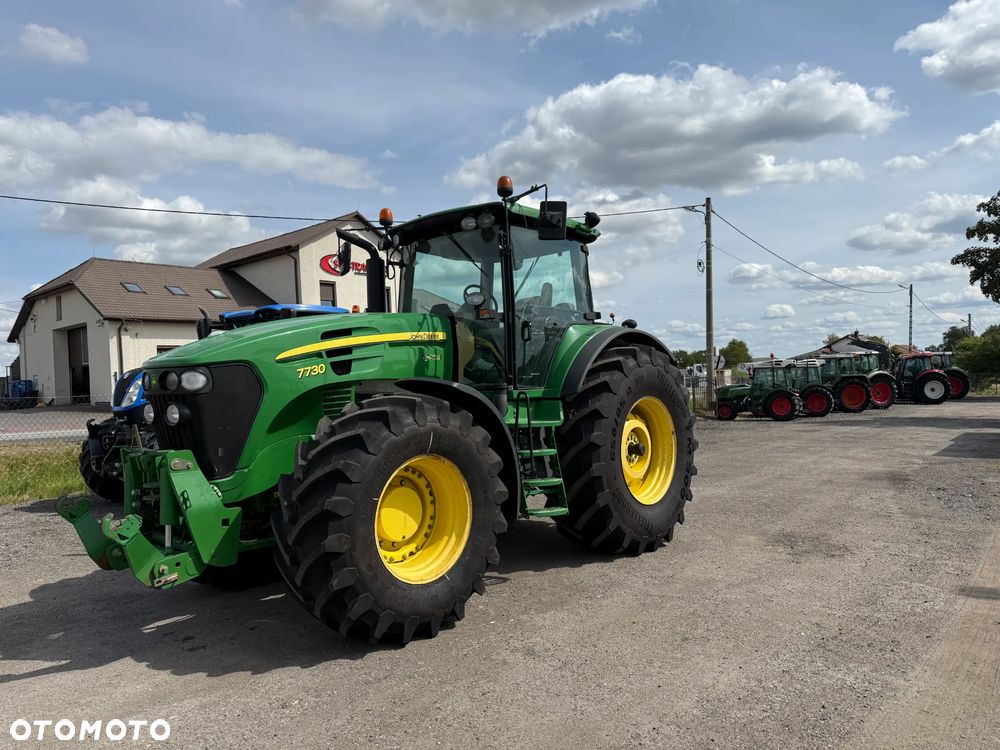 John Deere 7730