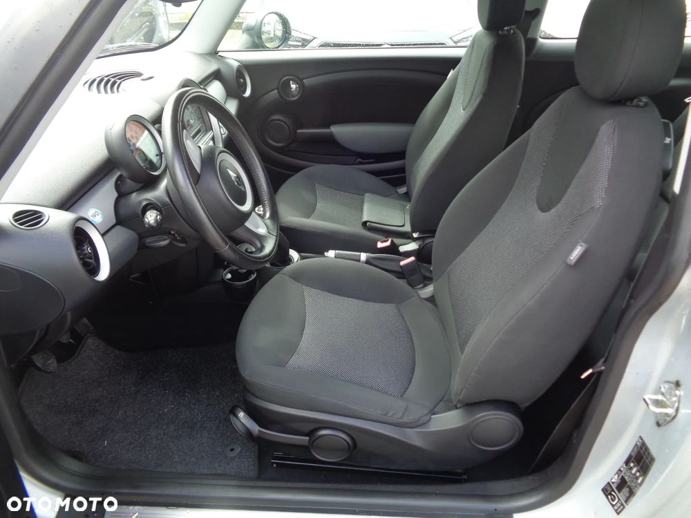 MINI Cooper - 10