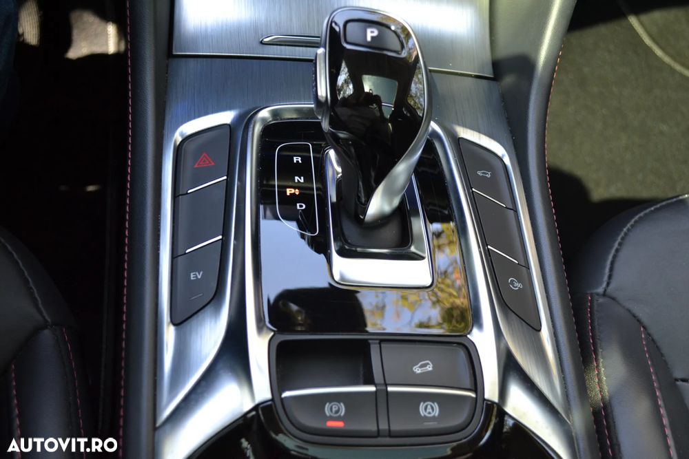 MG EHS 1.5T-GDI PHEV Luxury - 30