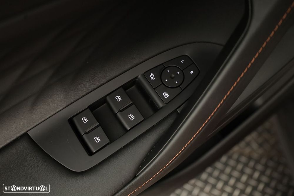 MG EHS 1.5 T-GDI Plug-in Hybrid Luxury - 19