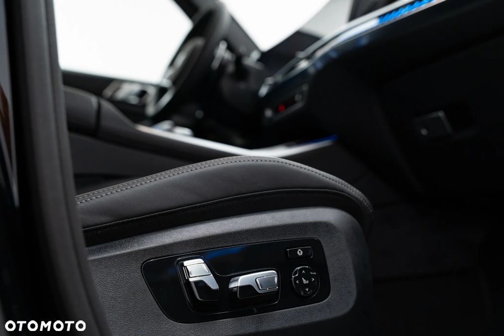 BMW X5 xDrive30d - 24