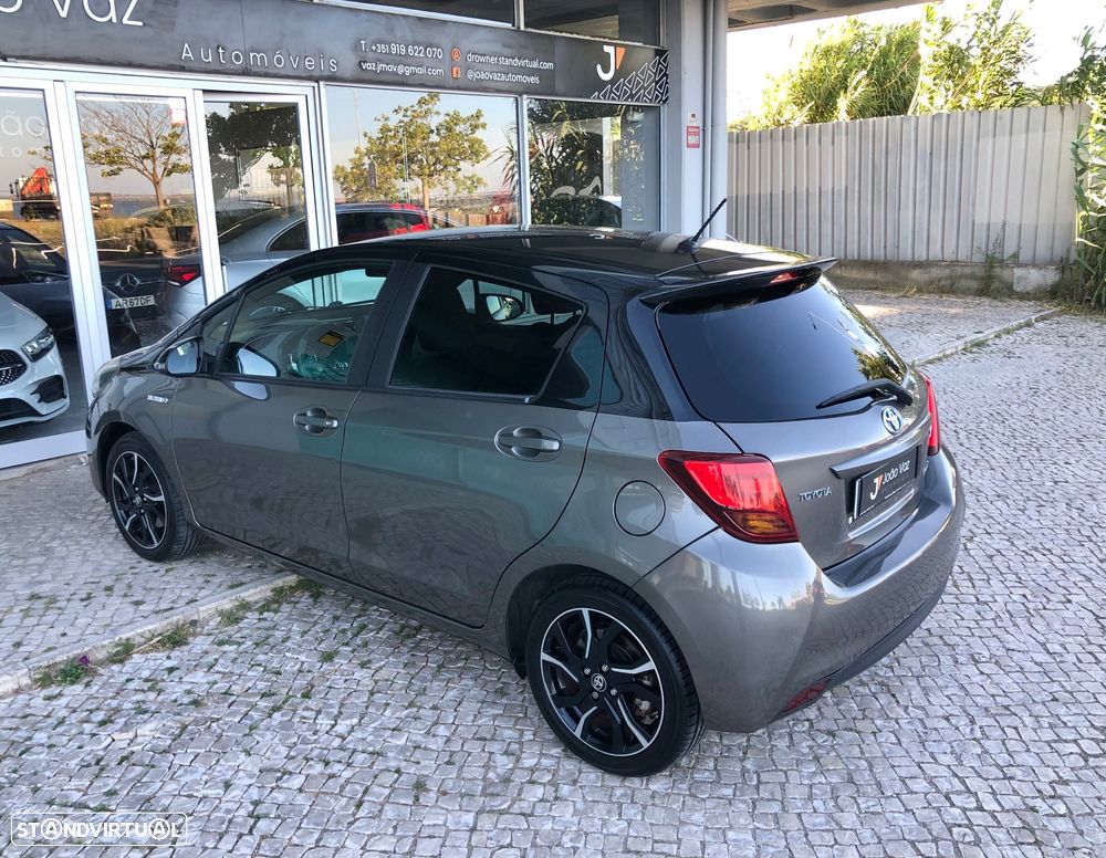 Toyota Yaris 1.5 HSD Comfort - 14
