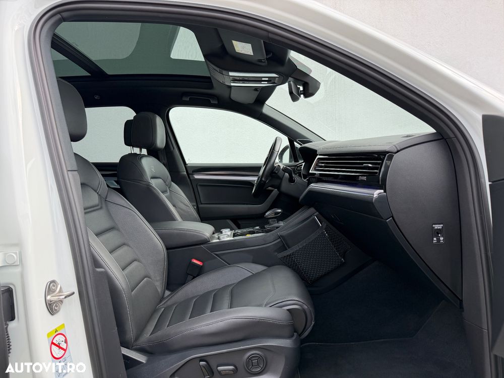 Volkswagen Touareg 3.0 V6 TDI SCR 4Motion Automatik R-Line - 28