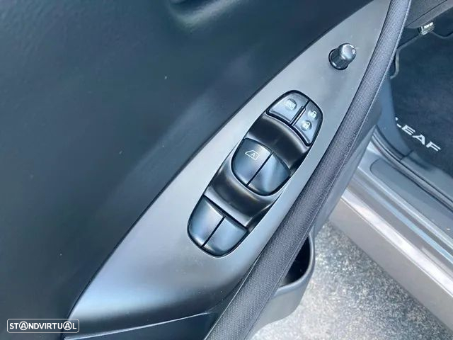 Nissan Leaf - 23