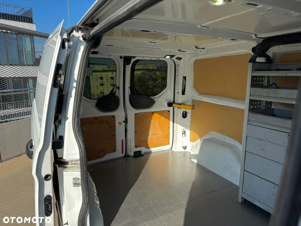 Ford Transit Custsom - 16