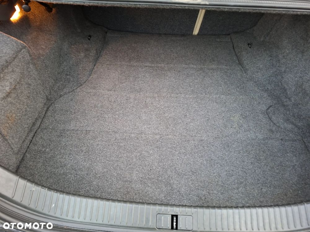 Jaguar S-Type 2.7 V6 D Executive - 19