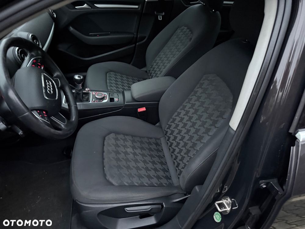 Audi A3 Limousine 1.6 TDI clean diesel Attraction - 12