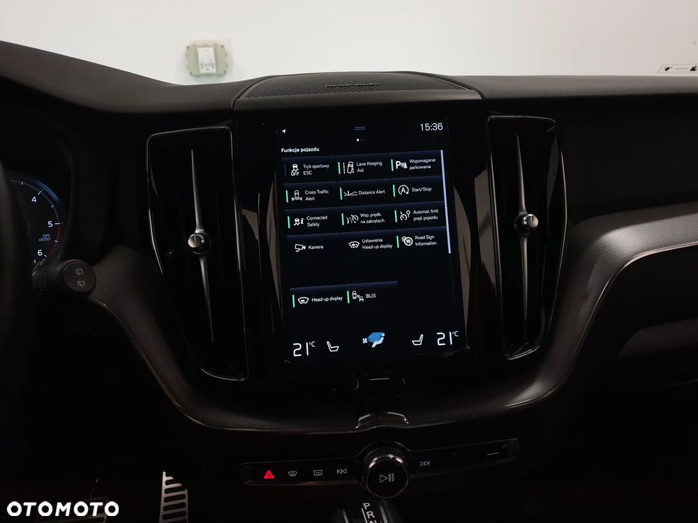 Volvo XC 60 D4 R-Design - 15