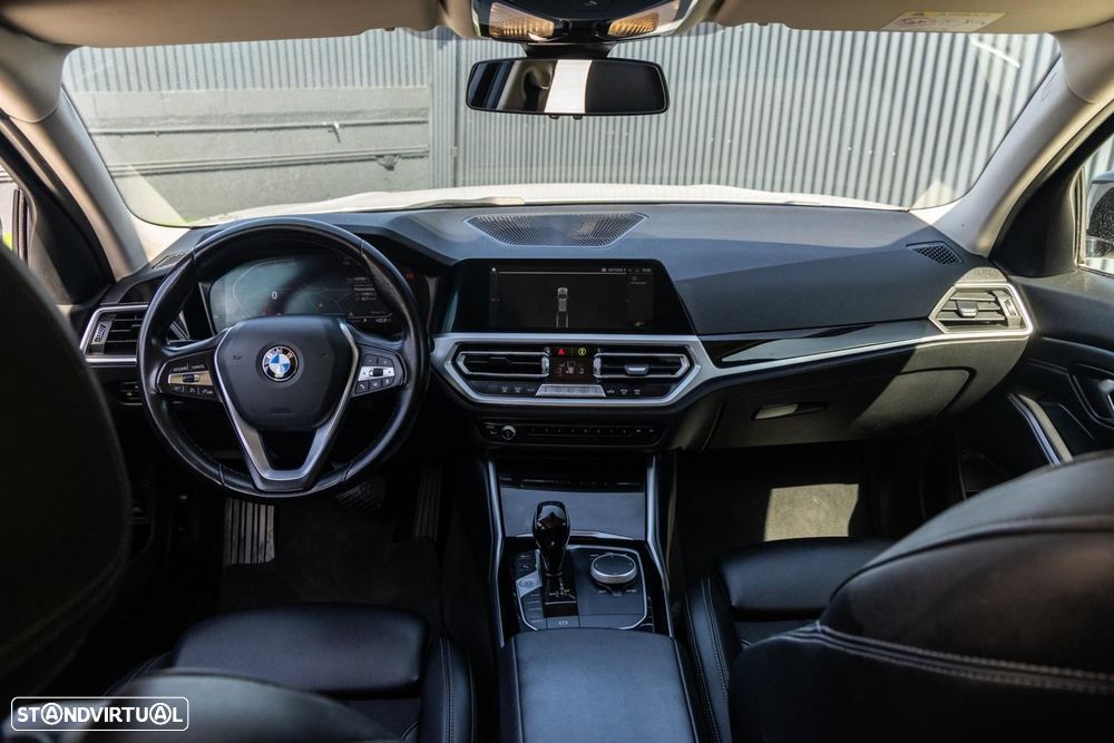 BMW 318 d Line Sport Auto — fotografia 8