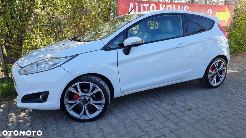 Ford Fiesta 1.5 TDCi Ambiente - 19