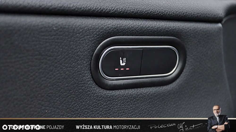 Mercedes-Benz CLA 180 7G-DCT - 26