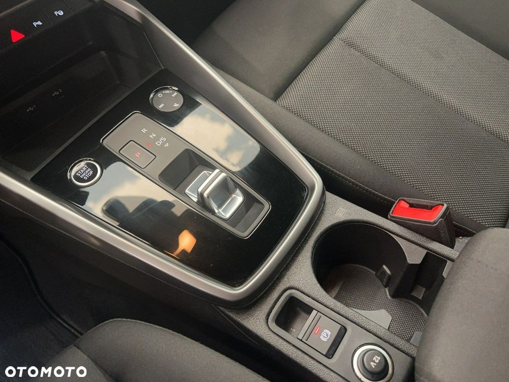 Audi A3 Sportback 35 TFSI mHEV S tronic - 18