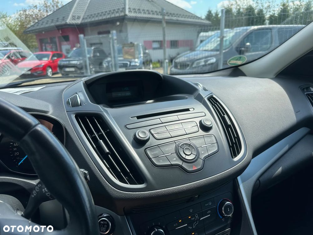 Ford Kuga 1.5 EcoBoost 2x4 Trend - 15